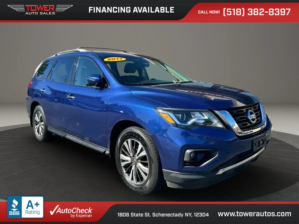 2017 NISSAN Pathfinder