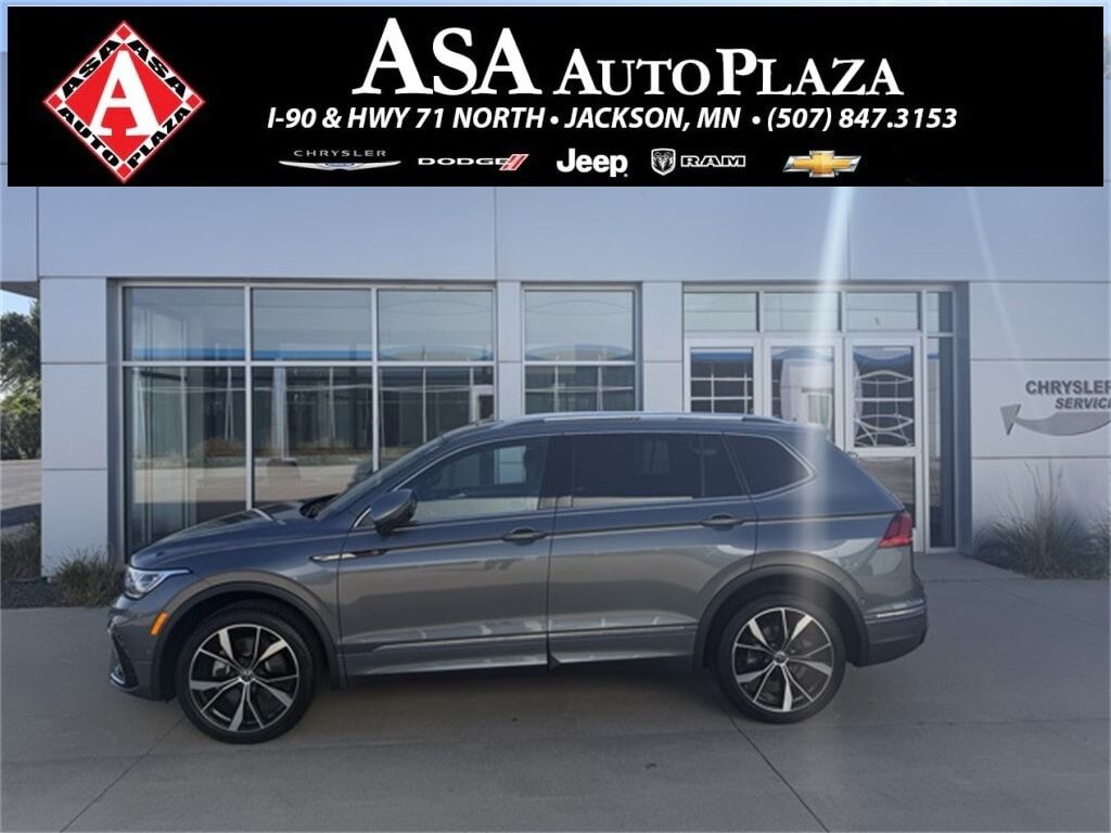 2022 VOLKSWAGEN Tiguan