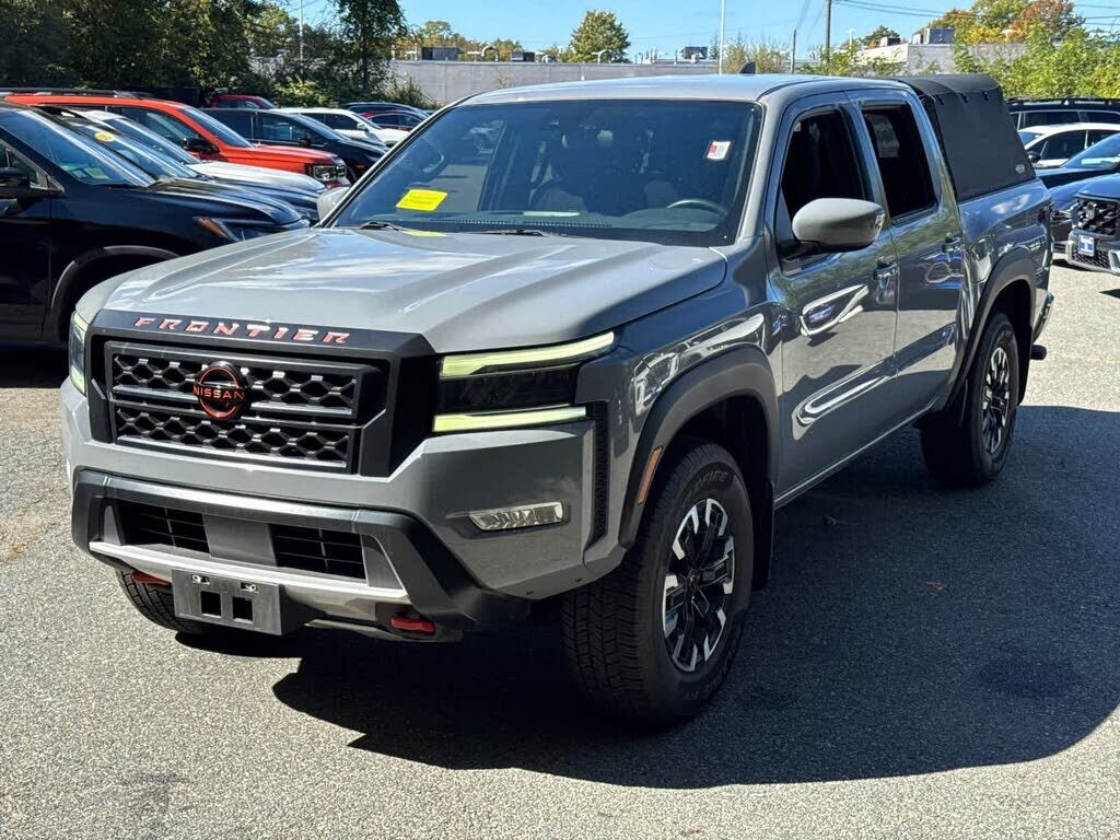 2022 NISSAN Frontier