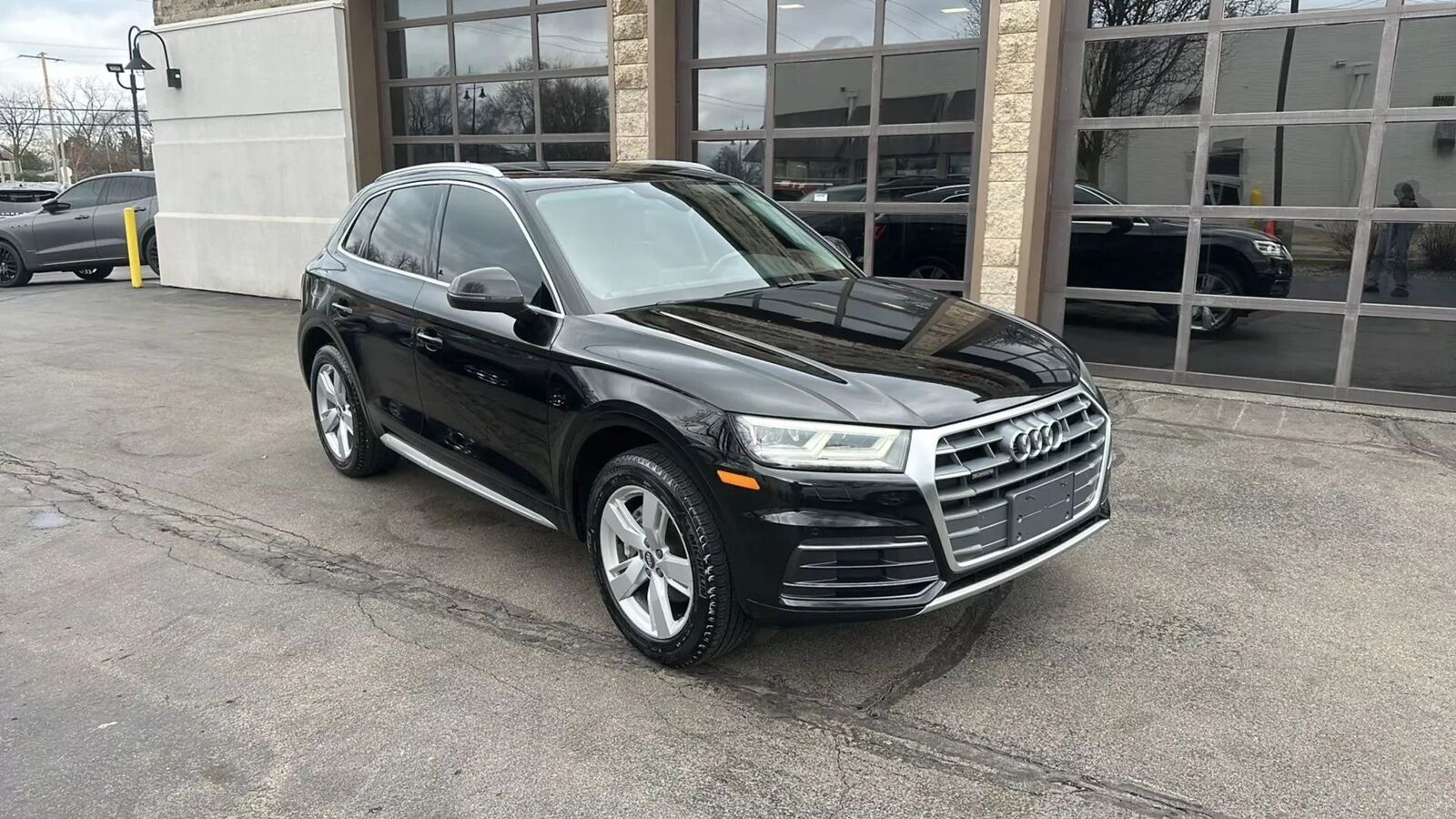 2018 AUDI Q5