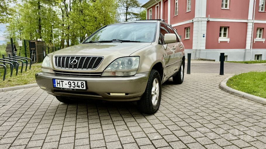 Lexus RX