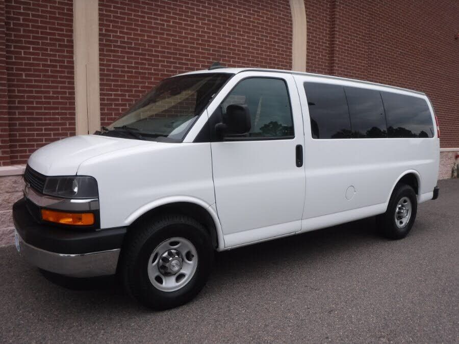 2019 CHEVROLET Express