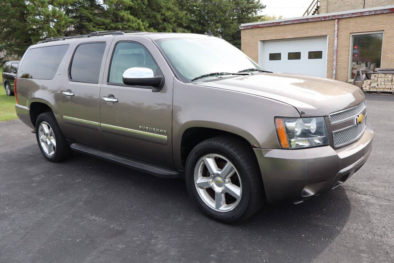 2013 CHEVROLET Suburban