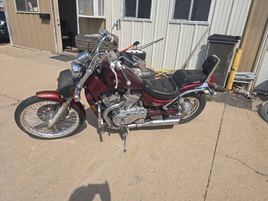 Suzuki VS800GL