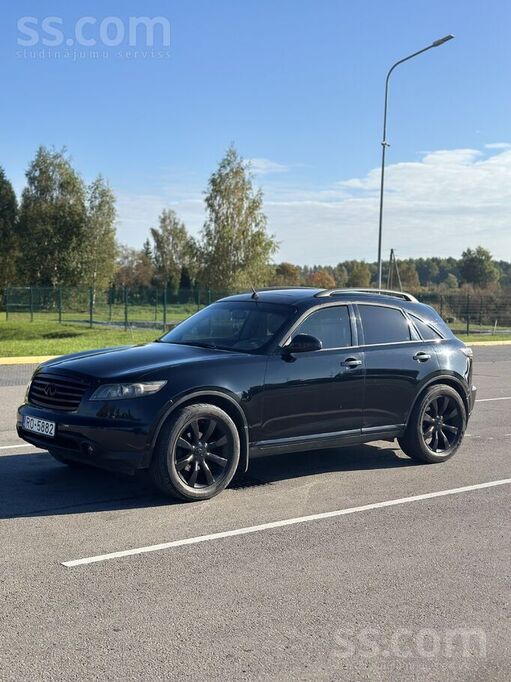 Infiniti FX35