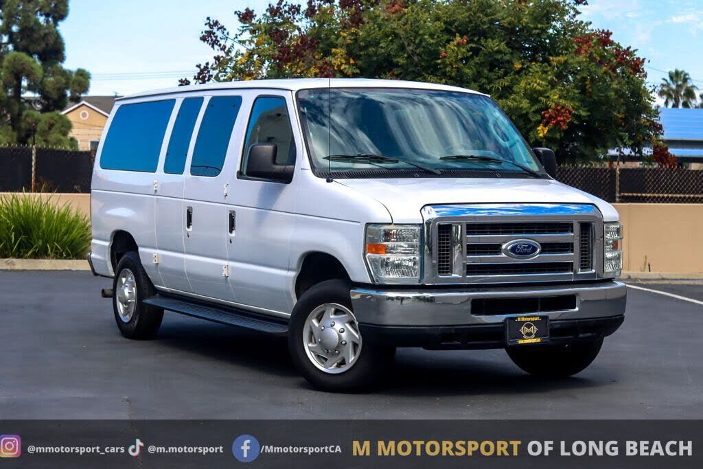 Ford E-350