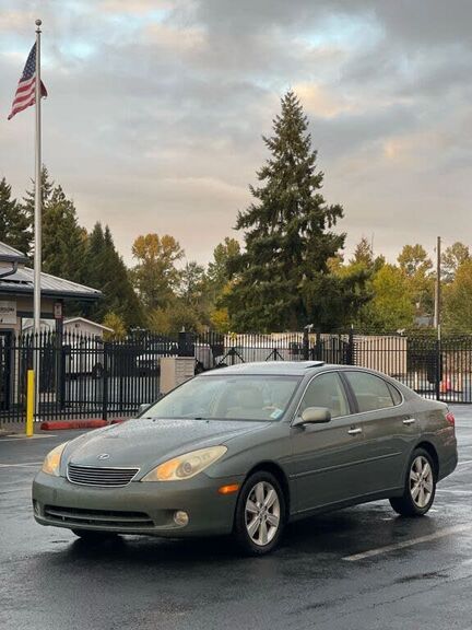 Lexus ES