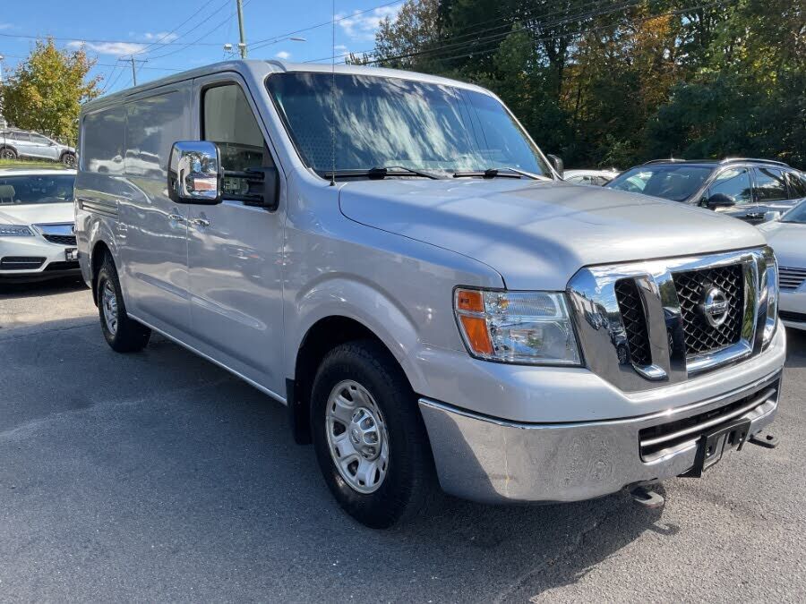 Nissan NV