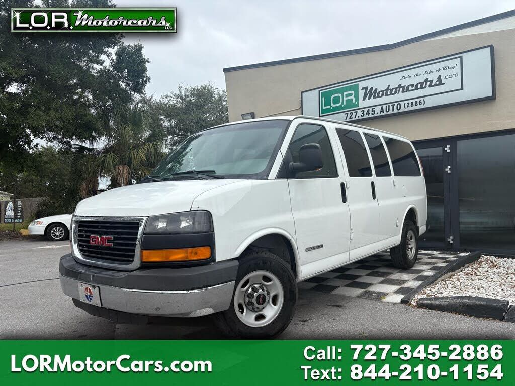 GMC Savana