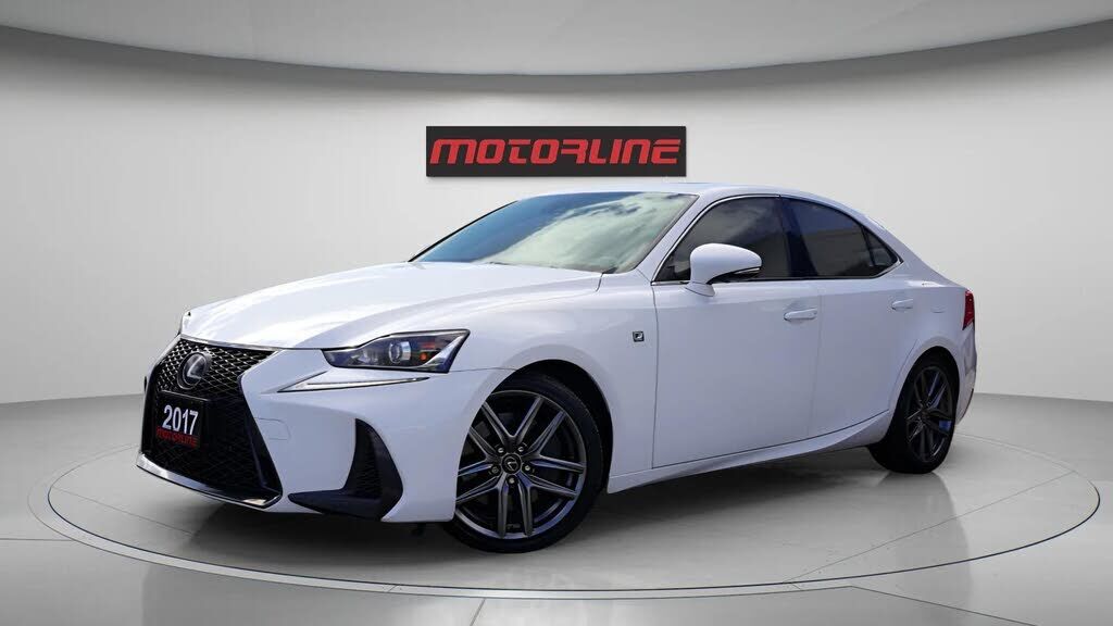 Lexus IS