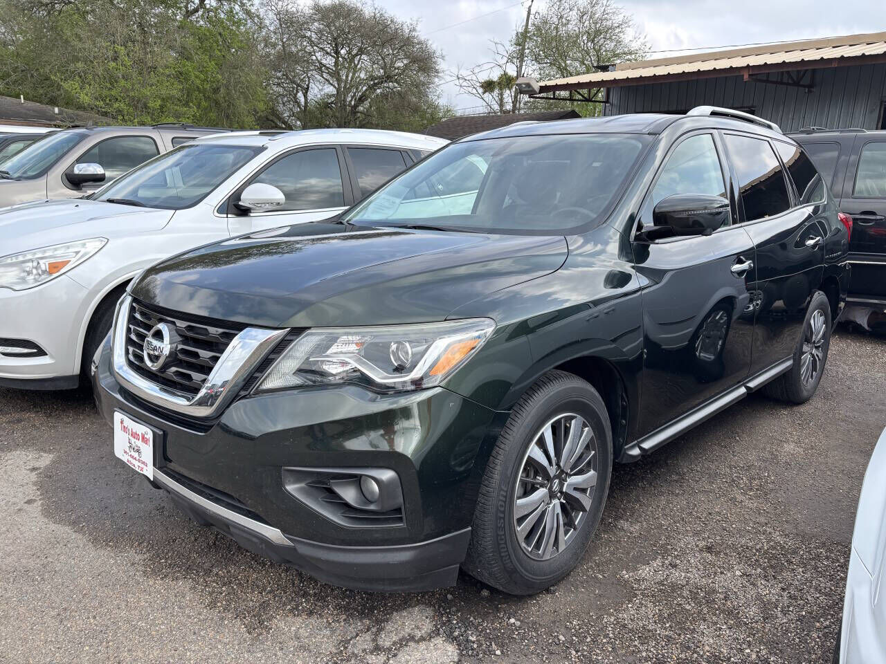 2020 NISSAN Pathfinder