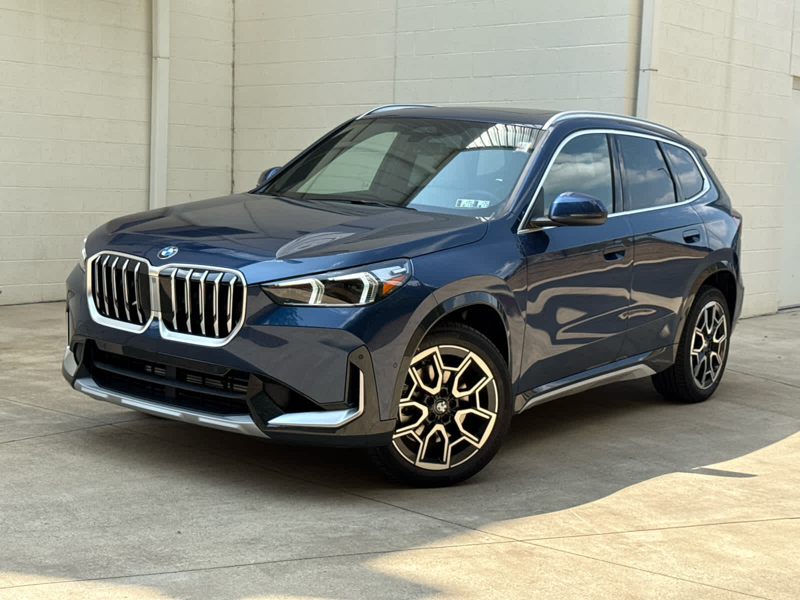 2025 BMW X1