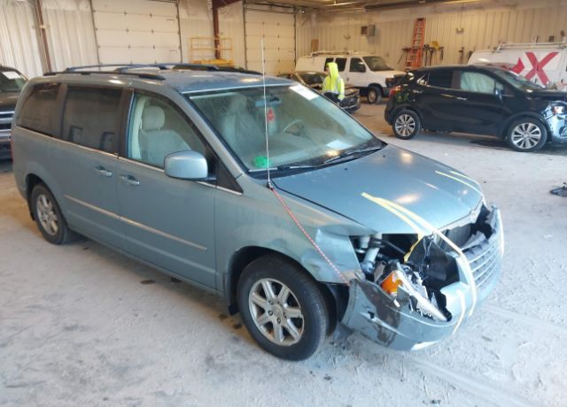 Chrysler Town and Country