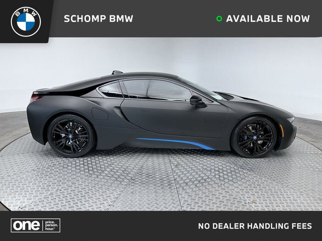 BMW i8