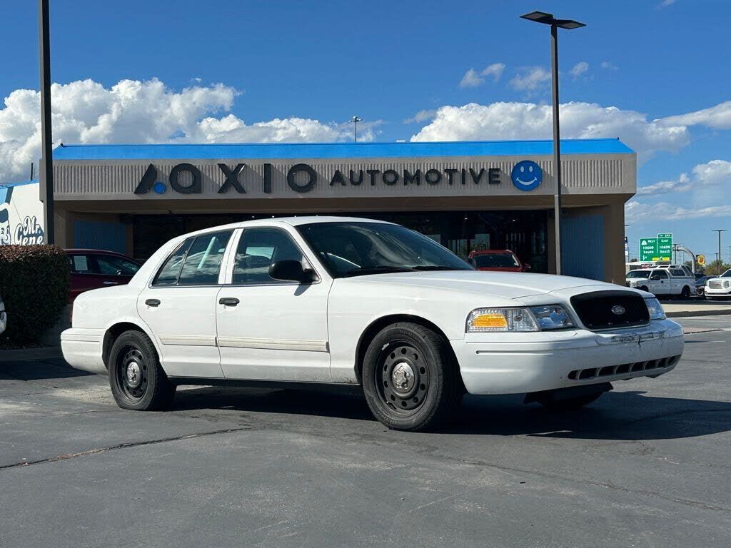 Ford Crown Victoria