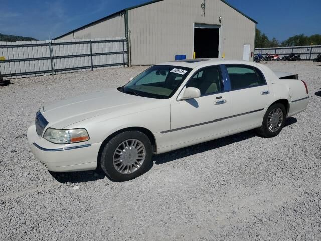 Lincoln Town Car