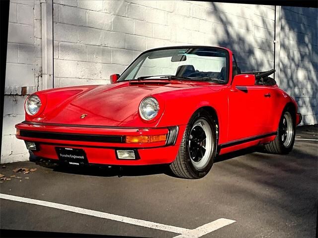 1986 PORSCHE 911