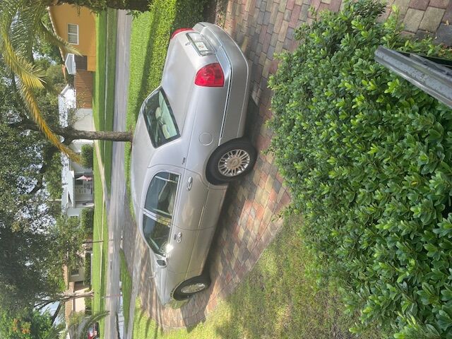 Lincoln Town Car