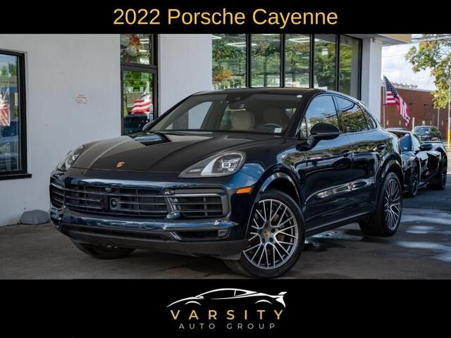 2022 PORSCHE Cayenne