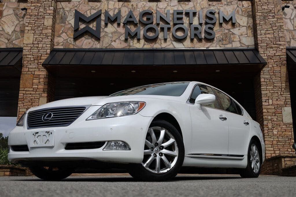 Lexus LS