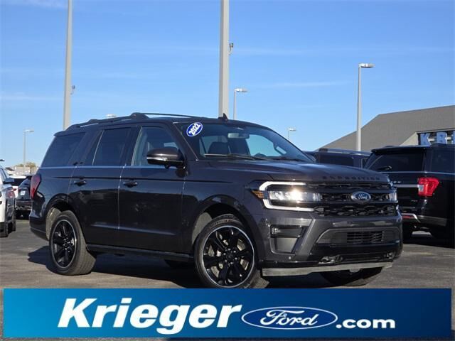 2022 FORD Expedition