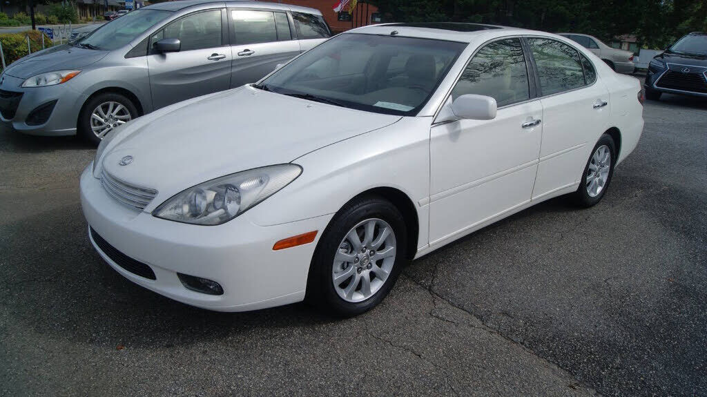 Lexus ES