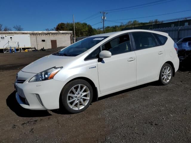 Toyota Prius V