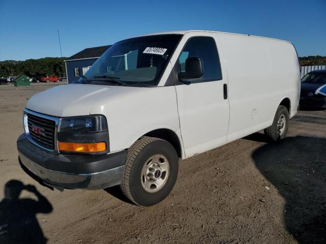 GMC Savana