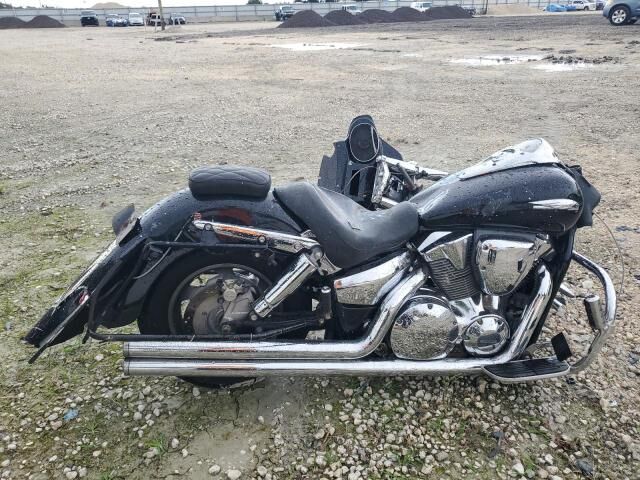 Honda VTX1300R