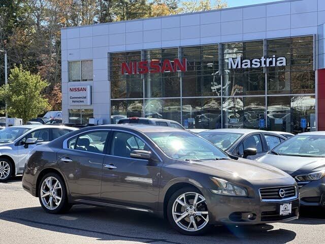 Nissan Maxima