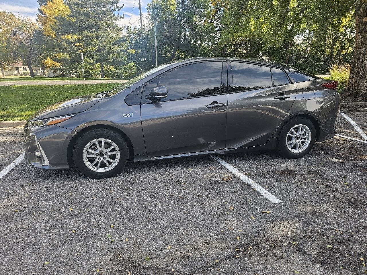 2017 TOYOTA Prius