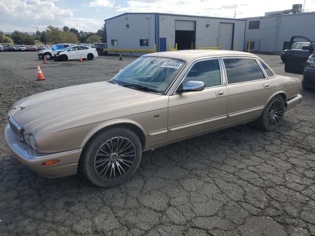 Jaguar Vanden Plas