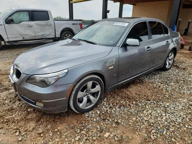 BMW 528i