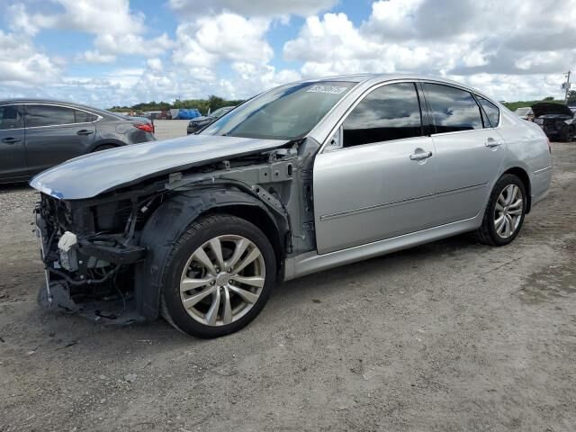 Infiniti M35