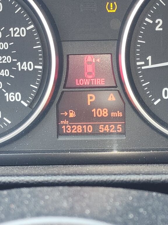 BMW 328i