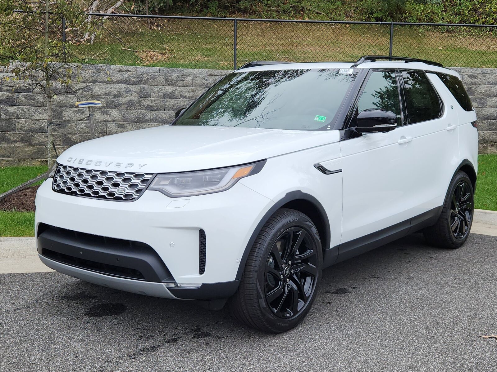 2025 LAND ROVER Discovery