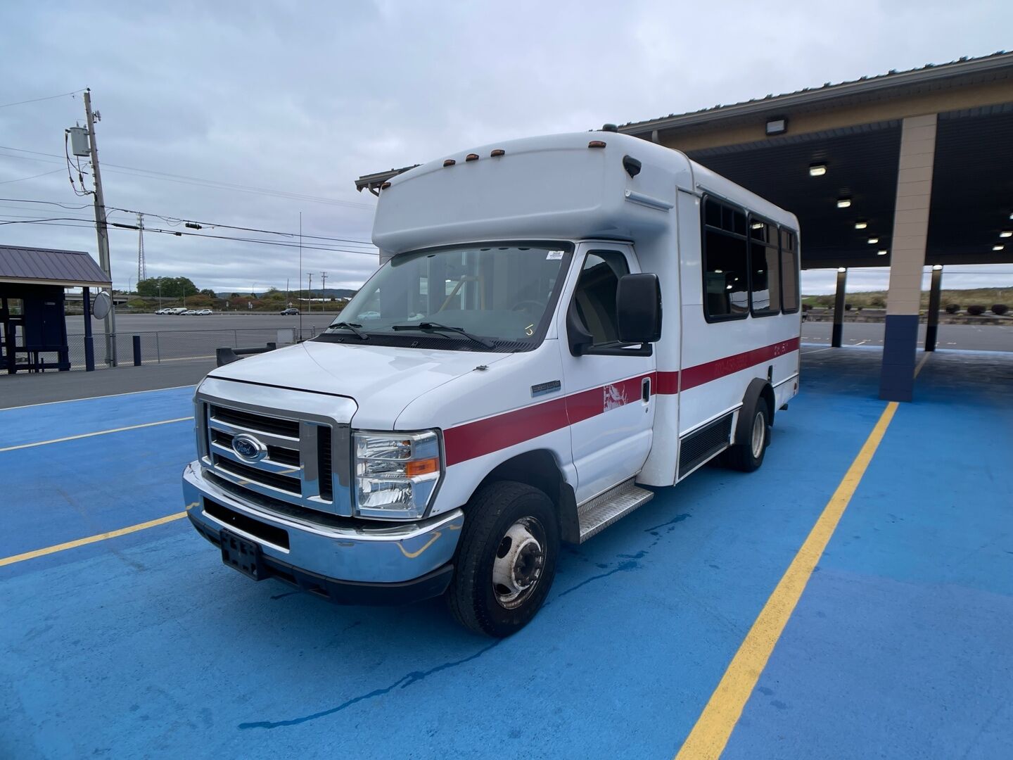 Ford E-350