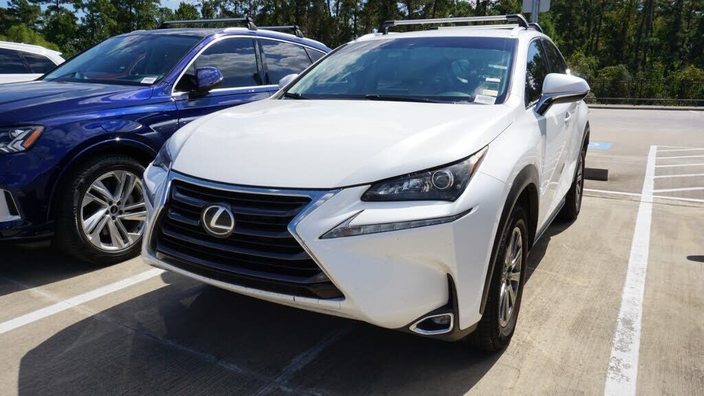 Lexus NX