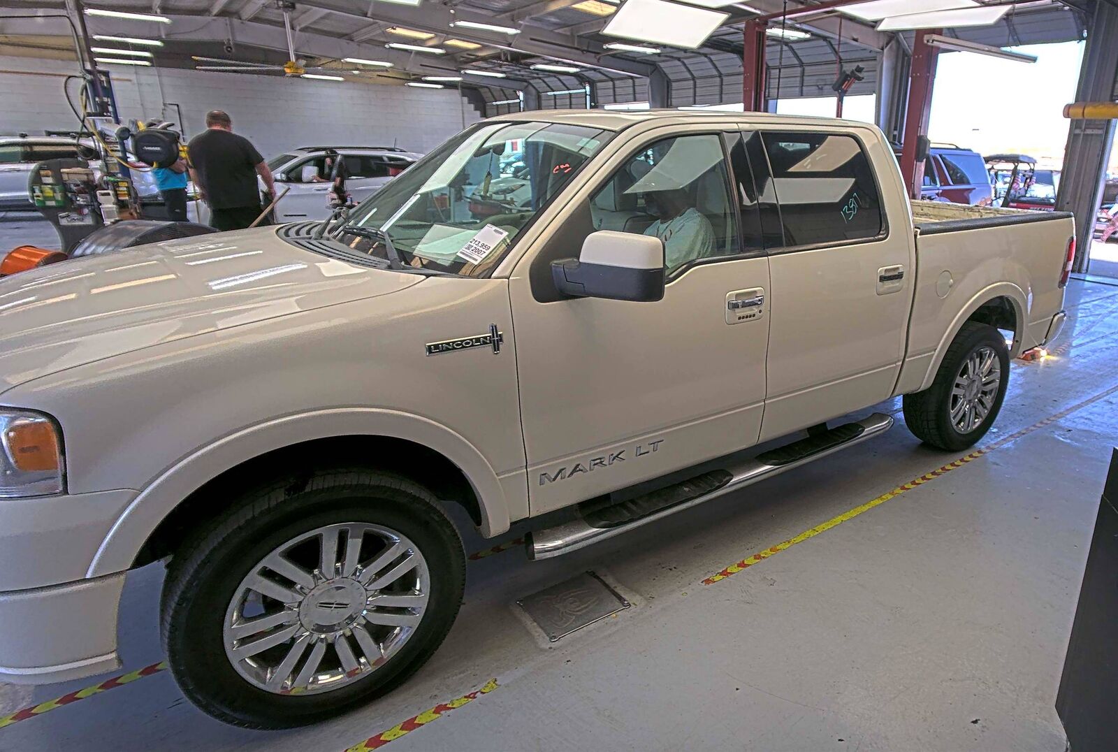 Lincoln Mark LT