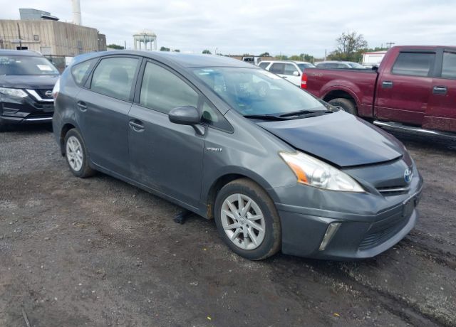 Toyota Prius V