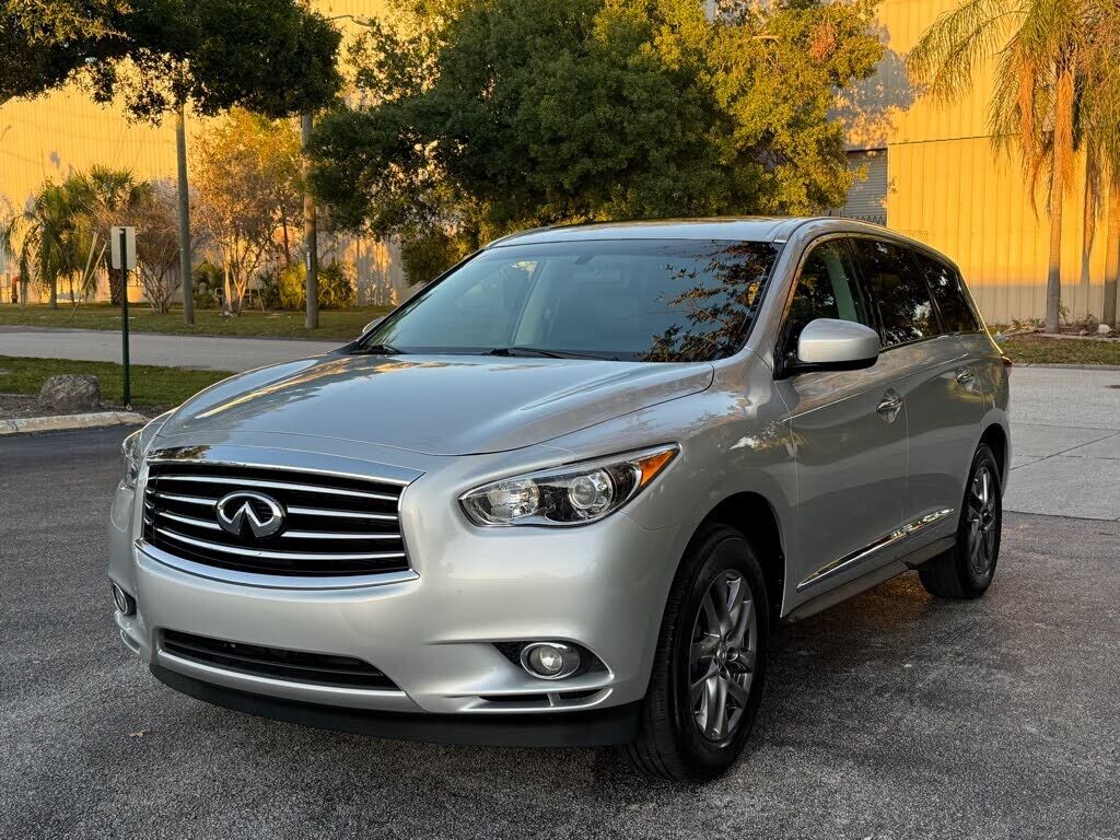 Infiniti JX35