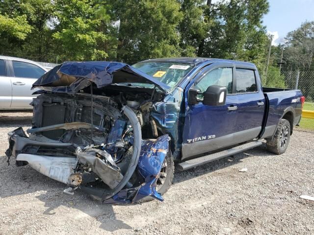 Nissan Titan