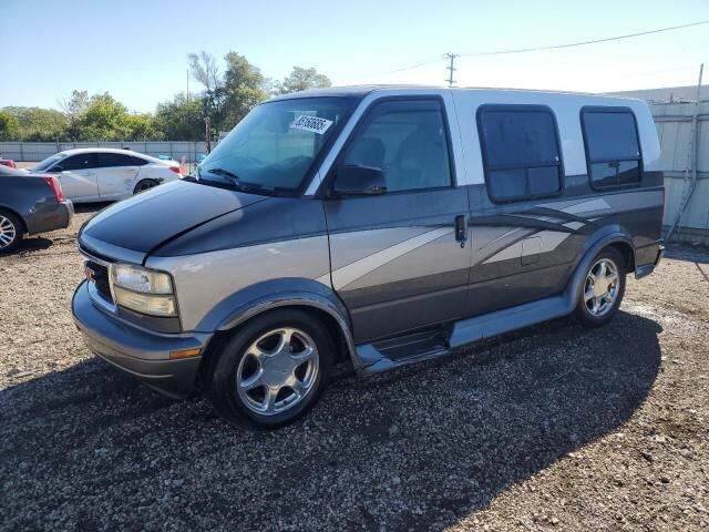 GMC Safari