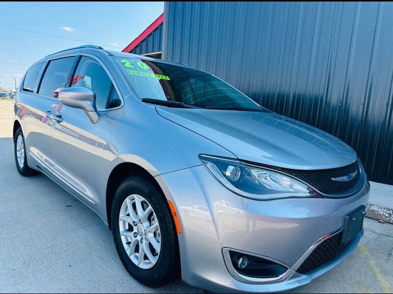2020 CHRYSLER Pacifica