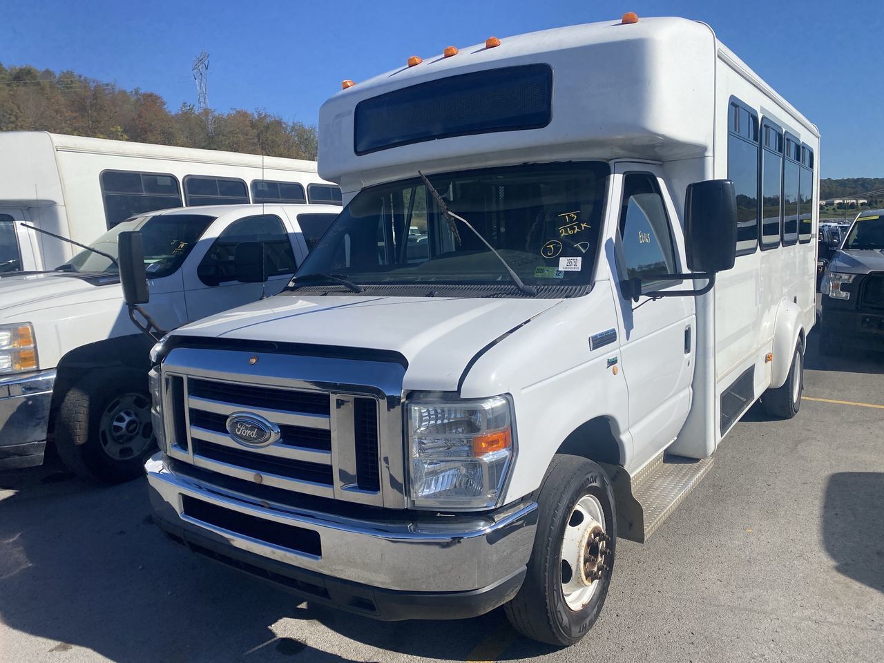 Ford E-350