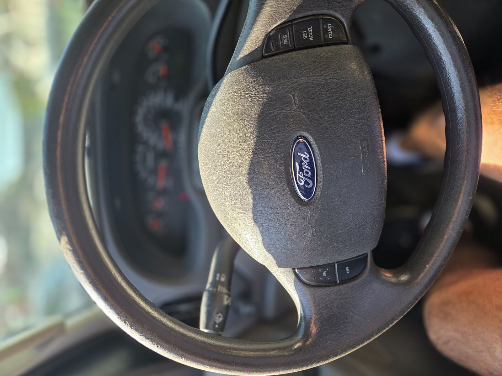 Ford E-250