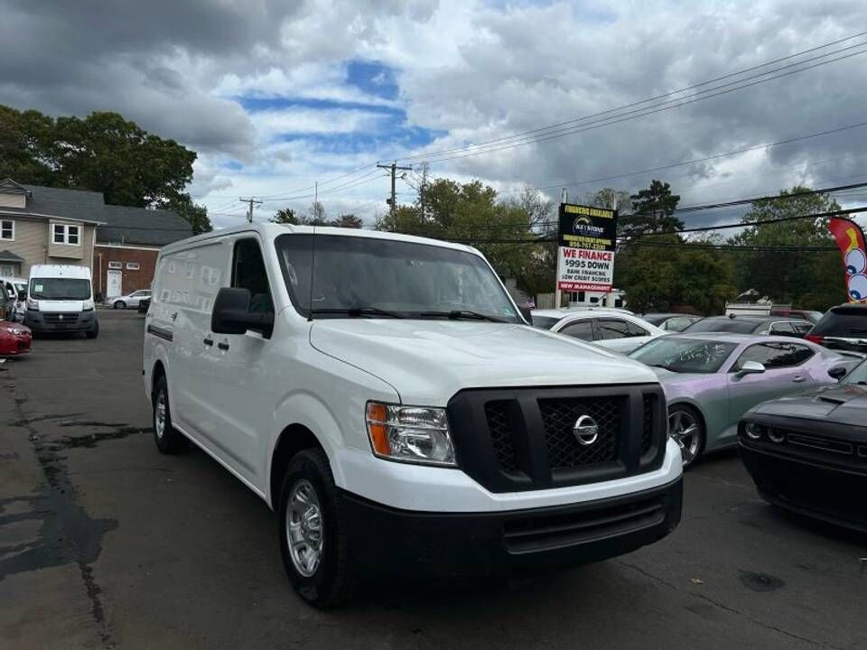 2018 NISSAN NV