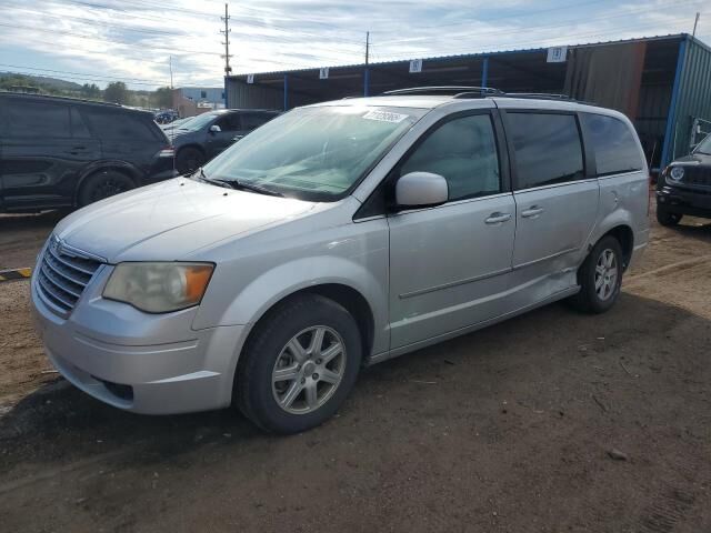 Chrysler Town and Country