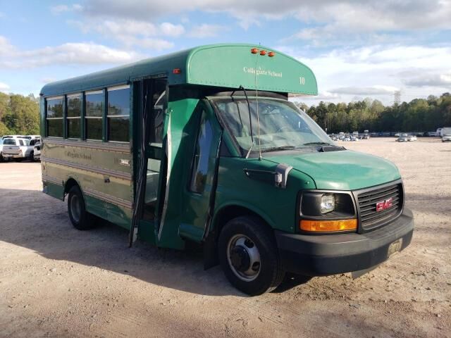 GMC Savana