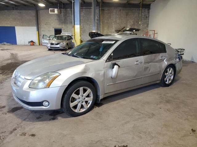 Nissan Maxima